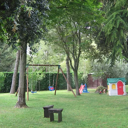 Il Giardino Dei Limoni 4* 蒙特卡西亚诺
